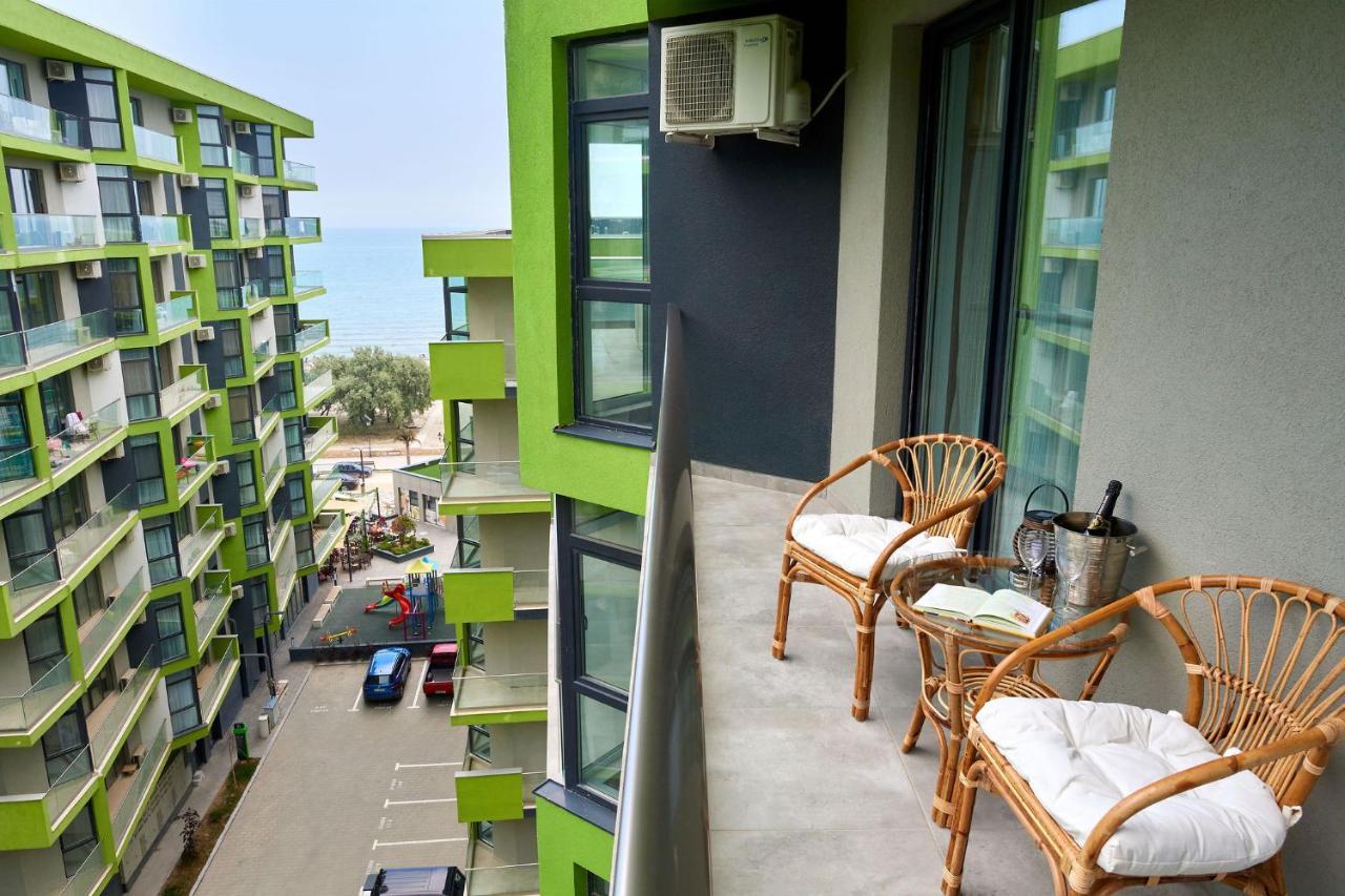 Opal Luxury Apartment 92 Spa N Pool Beach Resort Năvodari Екстериор снимка