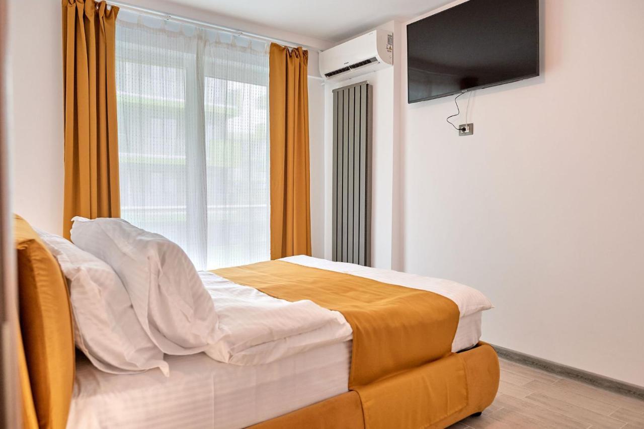 Opal Luxury Apartment 92 Spa N Pool Beach Resort Năvodari Екстериор снимка